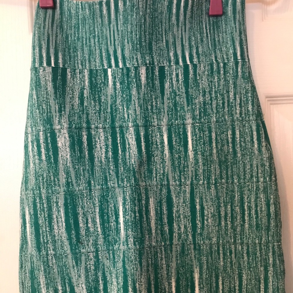 BCBG MAX AZRIA bandage pencil skirt